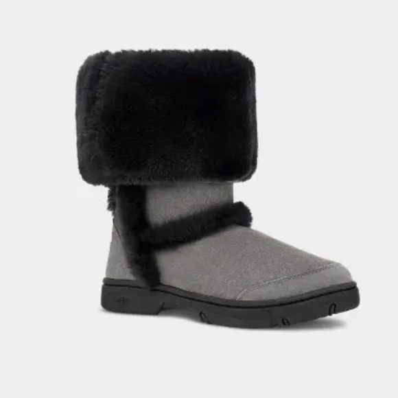 UGG Women Sunburst Tall boots - Picture 7 of 16